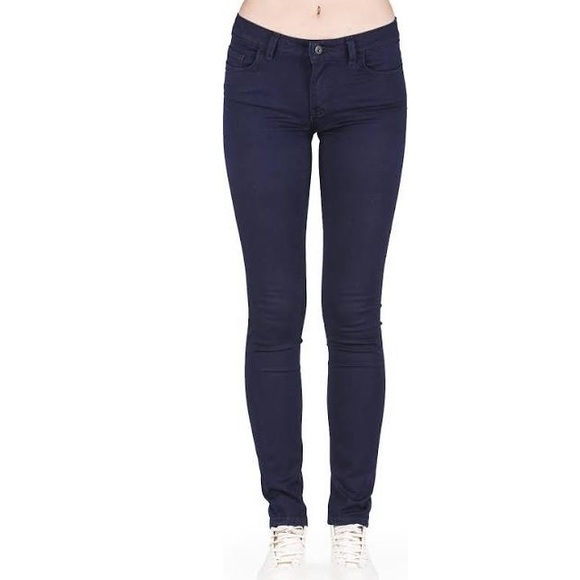 Naked and Famous lightweight Japanese denim - Picture 1 of 5